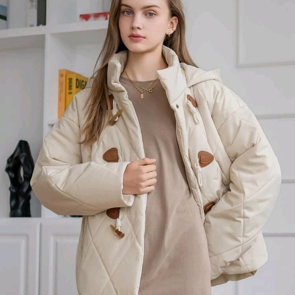 SHEIN Hooded Duffle Puffer - Picture 3 of 4